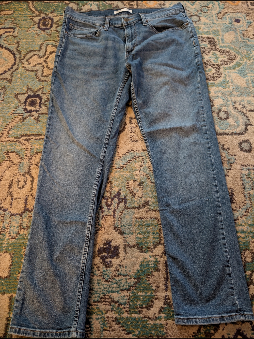 Signature by Levi Strauss Men's Medium Blue Slim Straight Jeans